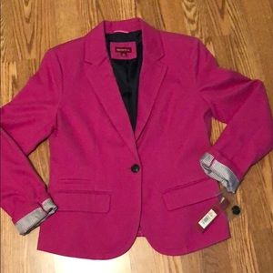 Women’s hot pink blazer
